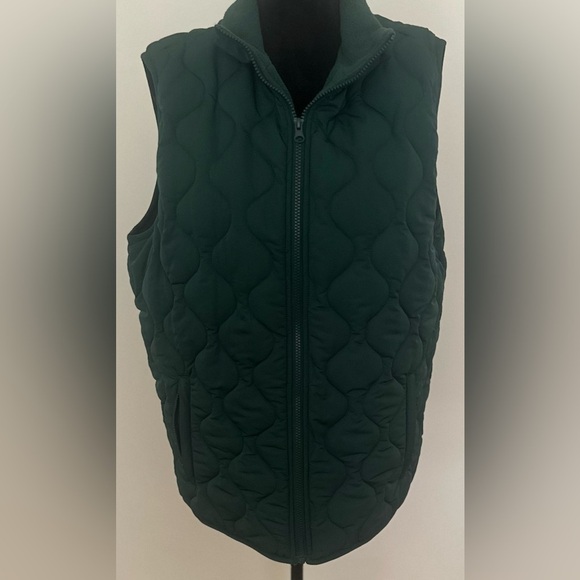 GOODFELLOW Men’s  Green Lightweight Puffer Vest - Size L - Picture 3 of 7